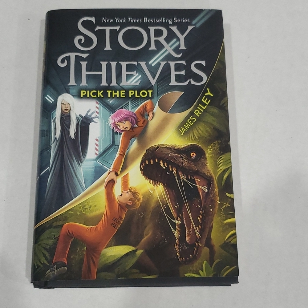 Book Pick the Plot (#4 of 5) (Story Thieves) new